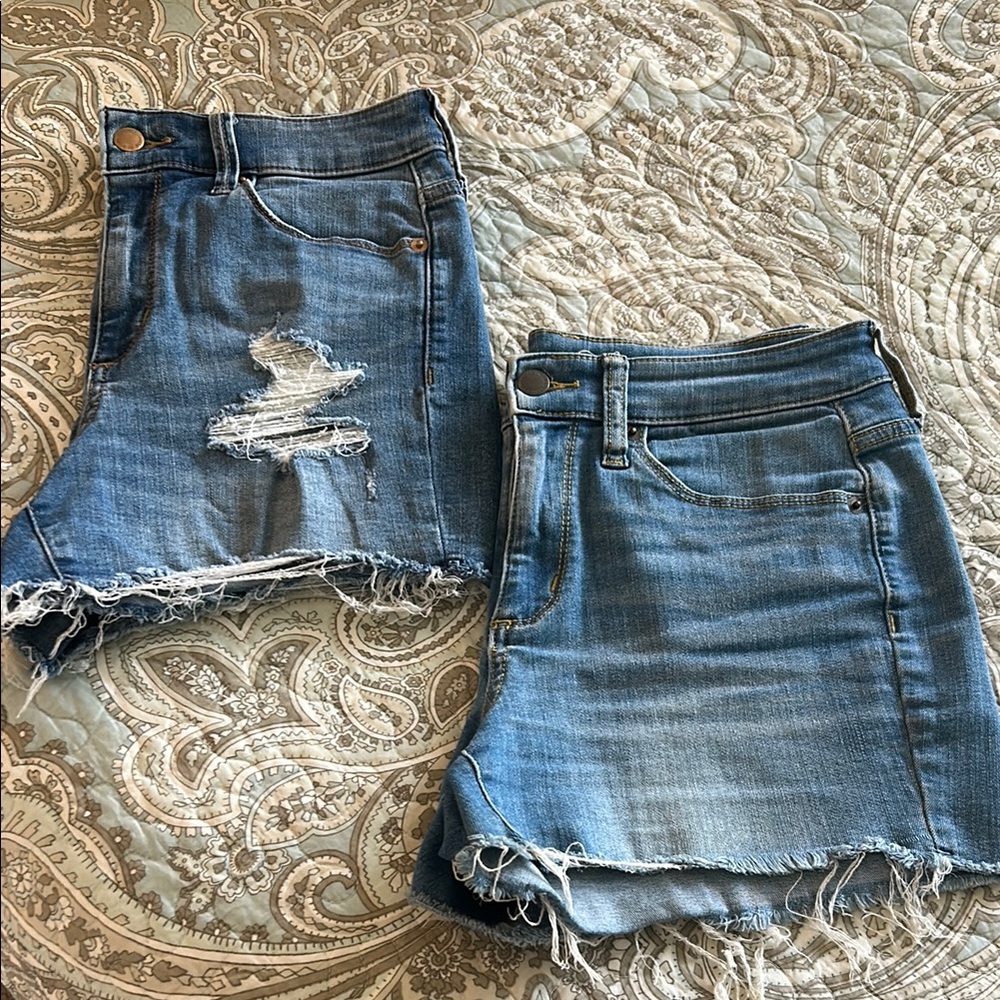 Universal Thread Distressed Blue Denim Shorts